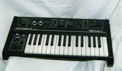 Roland SH-9